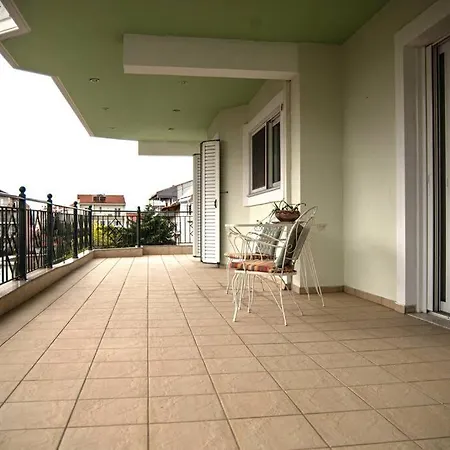 Apartament Groovy Tripoli